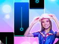 อานา เอมิเลีย แผ่นไพโน เกมออนไลน์